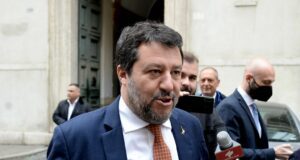 Governo, Salvini “Doveva cascare il mondo e invece bollette scendono”