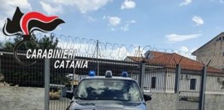 Uomo uccide due donne e si suicida nel Catanese