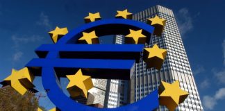 Bce, tassi saliranno a ritmo costante ma economia in ripresa