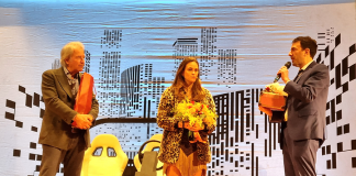 Tutto esaurito per la riapertura del Monicelli e applausi per Corrado e Camilla Tedeschi