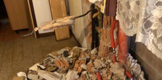 Roncoferraro, camion si schianta contro una casa ed entra in cucina. Incrocio troppo pericoloso: “la Provincia intervenga”