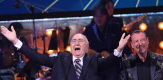 Sanremo 2023, Baudo: “Bel Festival, spero di resistere davanti a tv fino alla fine”