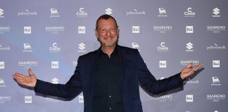 Sanremo, Amadeus: “Già mi manca, domani vado a scegliere abiti per prossimo”