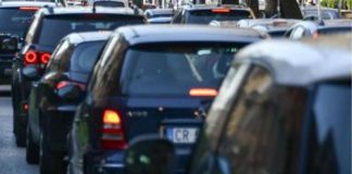 Rc auto, con auto vecchia si spende il 20% in più su assicurazione