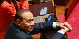 Forza Italia, Berlusconi: “Nostri parlamentari lavorano meglio e di più”