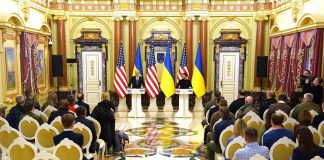 Ucraina, cosa hanno detto Zelensky e Biden