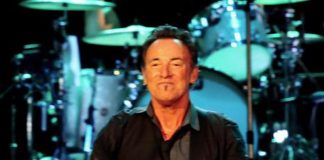 Bruce Springsteen lancia la chitarra e colpisce un tecnico in testa – Video