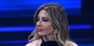 Sanremo 2023, con Francesca Fagnani sul palco voci ragazzi Nisida