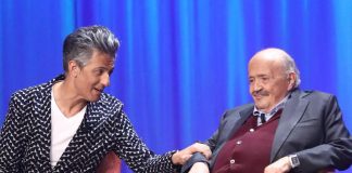 Costanzo, il ricordo di Fiorello che canta ‘Se telefonando’ – Video