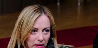 Ucraina, Meloni al G7: “Contrastare la narrazione di Putin”