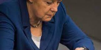 Ucraina, Merkel al telefono con finto Poroshenko: ingannata da comici russi