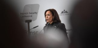 Ucraina, Kamala Harris: “Da Russia crimini contro l’umanità”