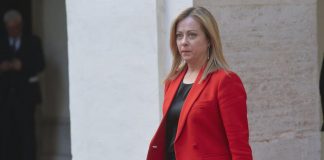 Meloni oggi a Varsavia, vedrà primo ministro Morawiecki