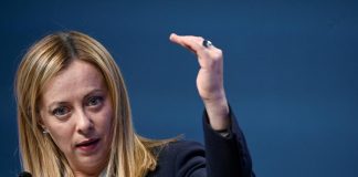 Sondaggi politici, Fratelli d’Italia leader e M5S cala