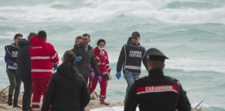 Strage migranti Crotone, “da scafisti chiesti 8mila euro a passeggero”