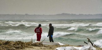 Migranti, naufragio Crotone: barca partita da Turchia verso Calabria