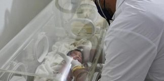 Terremoto Siria, giallo su tentato rapimento bimba nata sotto macerie