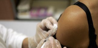 Antinfluenzale, boom di adesioni in Lombardia: 30.000 dosi nel Mantovano, 1 milione nella regione