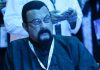 Putin premia Steven Seagal con l’Ordine dell’Amicizia della Russia