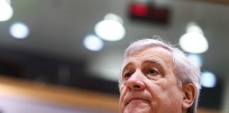 Ucraina, Tajani: “Per Berlusconi Putin è grande delusione, no contatti tra i due”