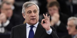 Ucraina, Tajani: “Difendiamo Kiev perché vogliamo la pace”