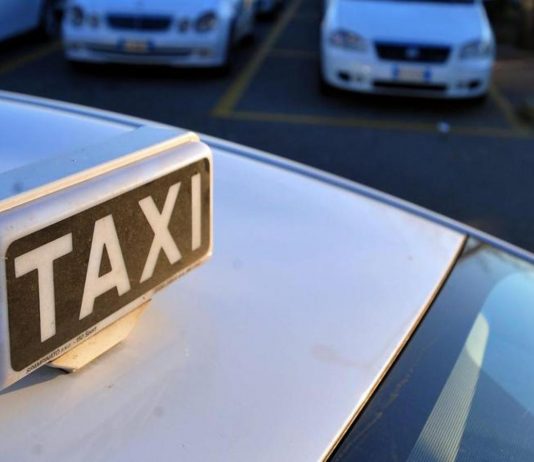 Agenti di commercio, tassisti e padroncini: 2mila professionisti mantovani alle prese col caro-diesel
