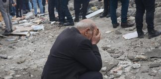 Terremoto Turchia, Erdogan: “E’ il più forte dal 1939”