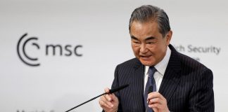 Ucraina, Wang a Blinken: “Usa non gettino benzina sul fuoco”
