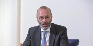 Ucraina, Weber: “Cancellato appuntamento Napoli dopo parole Berlusconi”