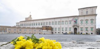 8 marzo, Mattarella: “Strada per parità ancora lunga e difficile”