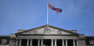 Bank of England rialza tassi di 25 punti, inflazione troppo alta