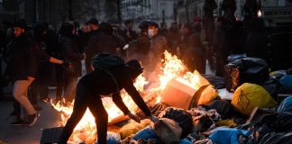 Riforma delle pensioni in Francia, disordini e arresti