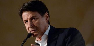Ucraina, Conte: “Rischio guerra mondiale, Ue apra un negoziato”