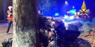 Treviso, auto contro platano a Motta di Livenza: morte due ragazze