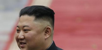 Corea del Nord, sottomarino lancia due missili: “Bersagli centrati”