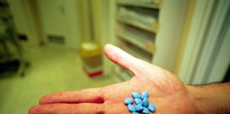 Il Viagra compie 25 anni, andrologi: “Fu una rivoluzione, ma oggi ci sono altre terapie”