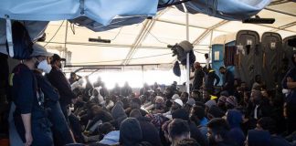 Migranti, fonti Viminale: “Velocizzare rimpatri e richieste asilo, no a tendopoli”