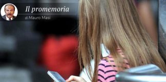 Social network, accesso vietato agli under 15: la proposta francese