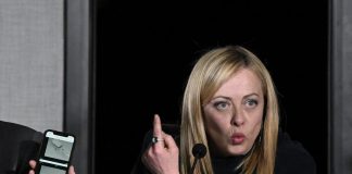 Migranti, botta e risposta Meloni-cronisti in conferenza stampa