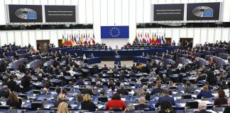 Parlamento Ue chiede direttiva su reddito minimo