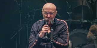 Phil Collins, “la malattia peggiora: ormai è immobile”