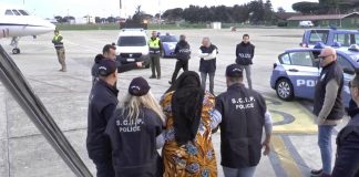 Roma, catturata ed estradata in Italia donna tra 100 latitanti più pericolosi