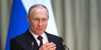 Russia, Putin a oligarchi: “Investite per impedire distruzione economia”