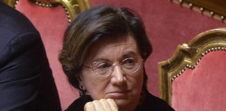 Maternità surrogata, Roccella: “Spero ampia convergenza”. Pd boccia legge