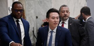 Tik Tok, Ceo al Congresso Usa: “Raccogliamo stessi dati di Fb e Tw”
