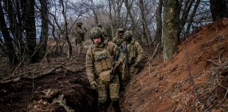 Ucraina, “Russia ha usato superbomba”. Kiev: “Mosca sta finendo risorse”