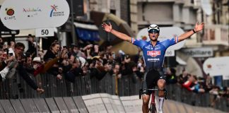 Milano-Sanremo 2023, Van der Poel vince e Ganna secondo