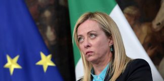 Immigrazione, Meloni “Obiettivo è eliminazione protezione speciale”