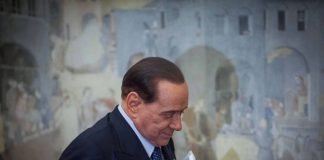 Berlusconi, bollettino: cure proseguono in degenza ordinaria