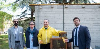 “Api in festa” oggi all’ospedale di Mantova: i bimbi hanno piantumato nuovi alberi. Installate 4 arnie